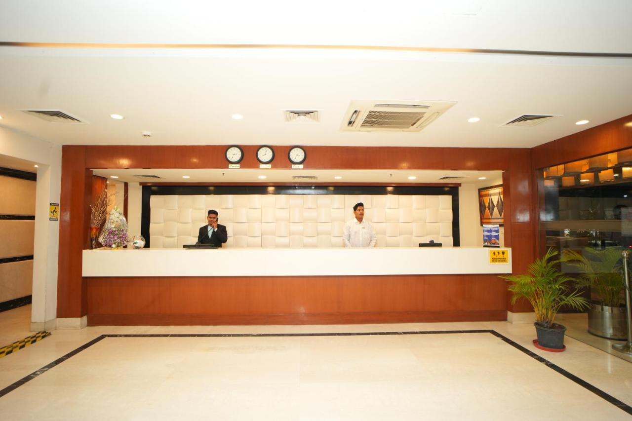 The Altruist Business Hotel Hitech Хидерабад Екстериор снимка
