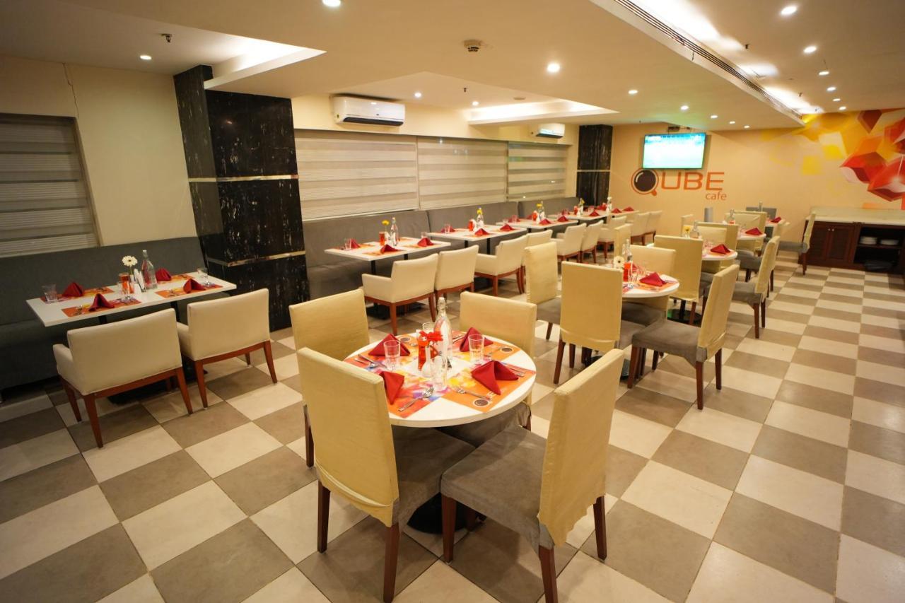 The Altruist Business Hotel Hitech Хидерабад Екстериор снимка